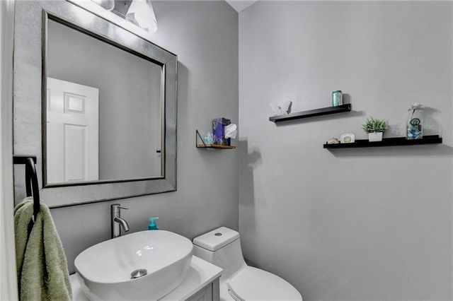 3329 Castleberry Village Circle, Cumming, GA 30040