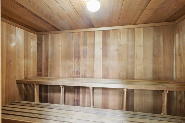 521 N Riverside Drive 208, Pompano Beach, FL 33062