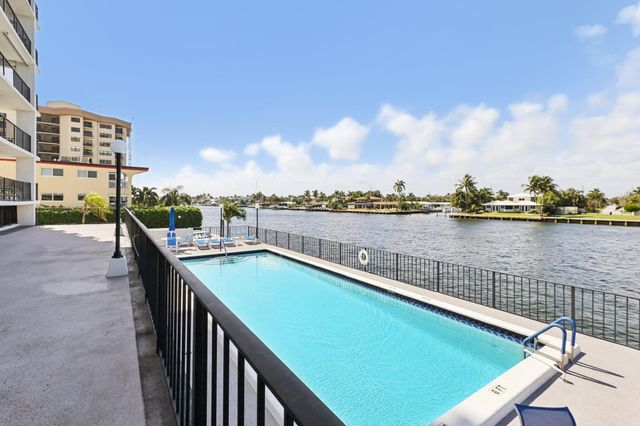 521 N Riverside Drive 208, Pompano Beach, FL 33062