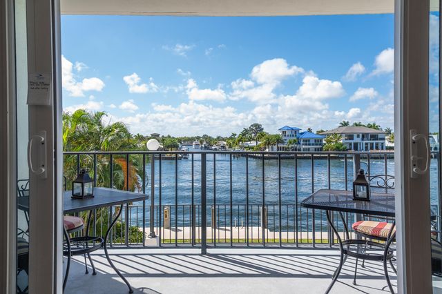 521 N Riverside Drive 208, Pompano Beach, FL 33062