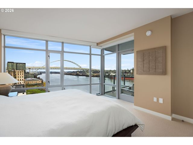 1310 Nw NAITO Pkwy 901A, Portland, OR 97209