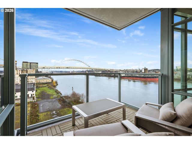 1310 Nw NAITO Pkwy 901A, Portland, OR 97209