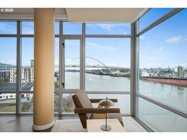 1310 Nw NAITO Pkwy 901A, Portland, OR 97209