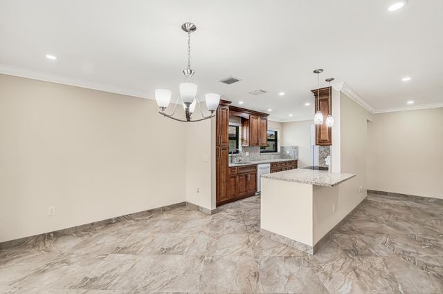 6210 Olivewood Circle, Greenacres, FL 33463