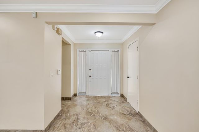 6210 Olivewood Circle, Greenacres, FL 33463
