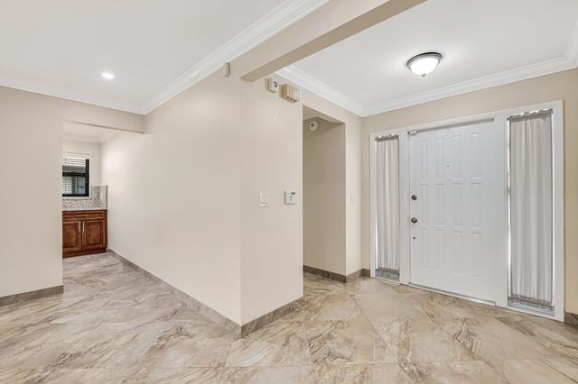 6210 Olivewood Circle, Greenacres, FL 33463
