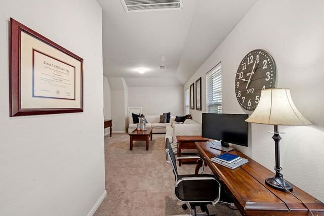 2417 Roosevelt RD, Leander, TX 78641