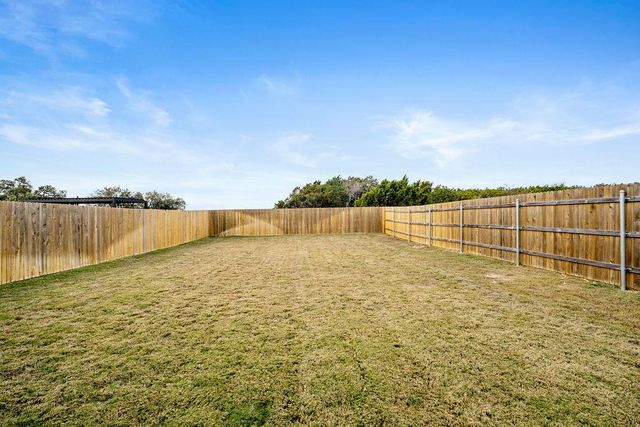 2417 Roosevelt RD, Leander, TX 78641