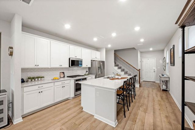 2417 Roosevelt RD, Leander, TX 78641