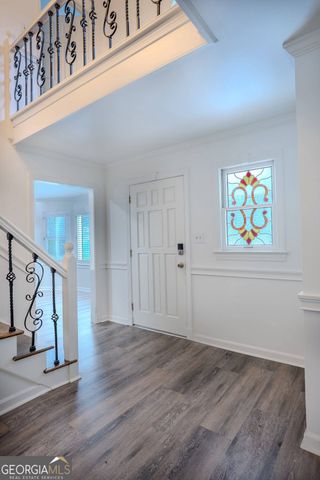 557 Daisy Nash Drive SW, Lilburn, GA 30047