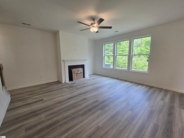339 E Pyrenees Drive Lot 137, Wellford, SC 29385