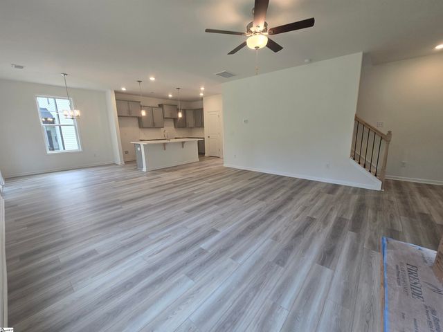 339 E Pyrenees Drive Lot 137, Wellford, SC 29385