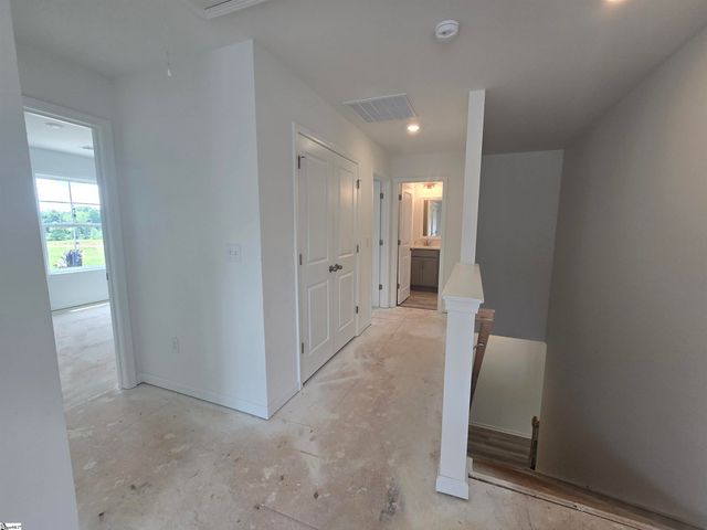 339 E Pyrenees Drive Lot 137, Wellford, SC 29385