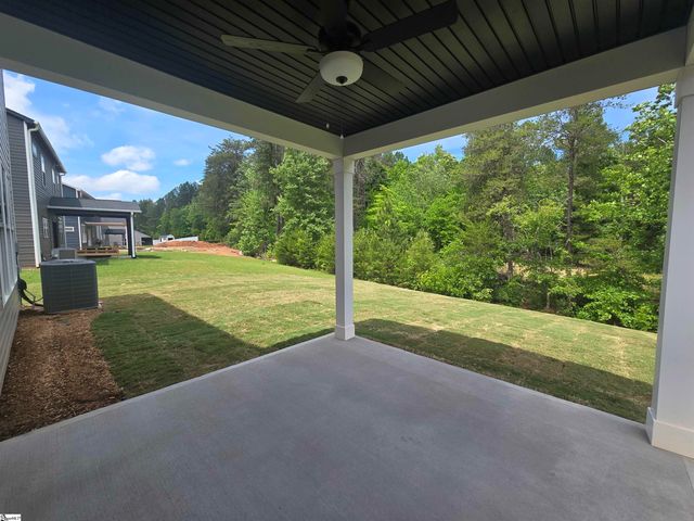 339 E Pyrenees Drive Lot 137, Wellford, SC 29385