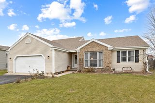 832 Chestnut Court, Marengo, IL 60152