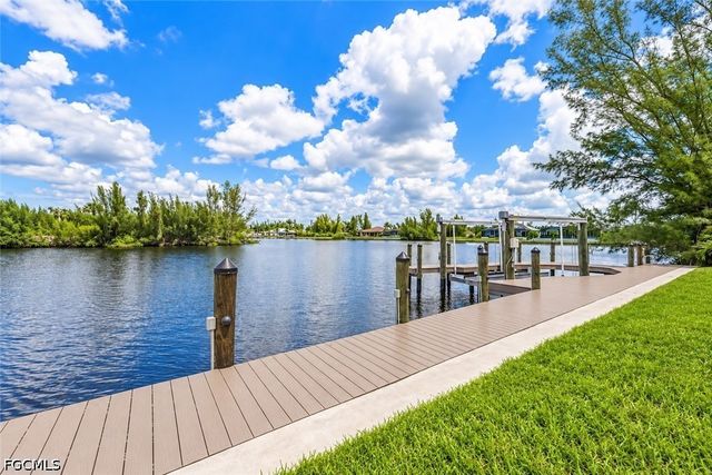 4327 NW 22nd ST, Cape Coral, FL 33993