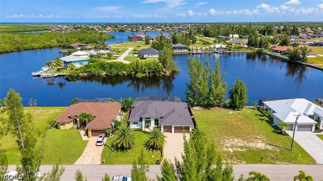4327 NW 22nd ST, Cape Coral, FL 33993
