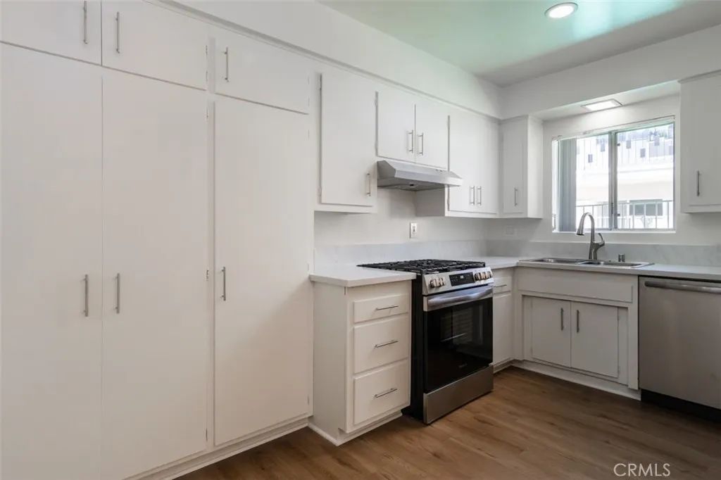 4653 Fulton 2, Sherman Oaks, CA 91423