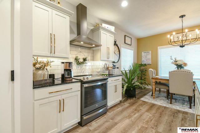 1060 W Panorama Road, Lincoln, NE 68523