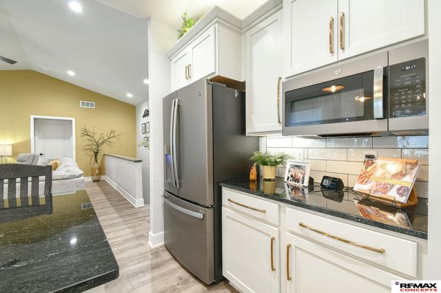 1060 W Panorama Road, Lincoln, NE 68523