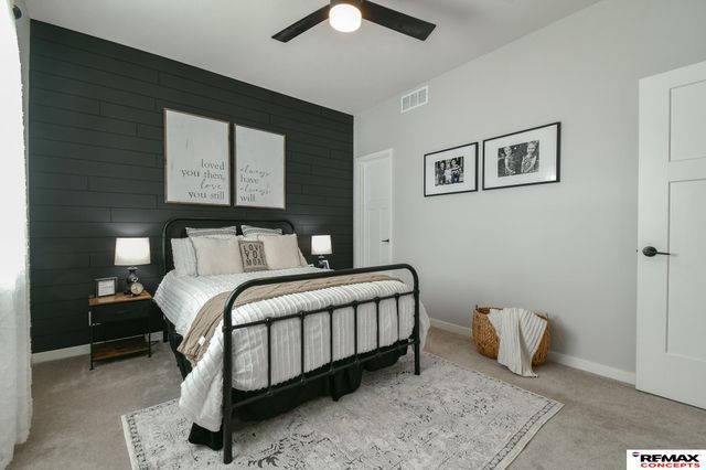 1060 W Panorama Road, Lincoln, NE 68523