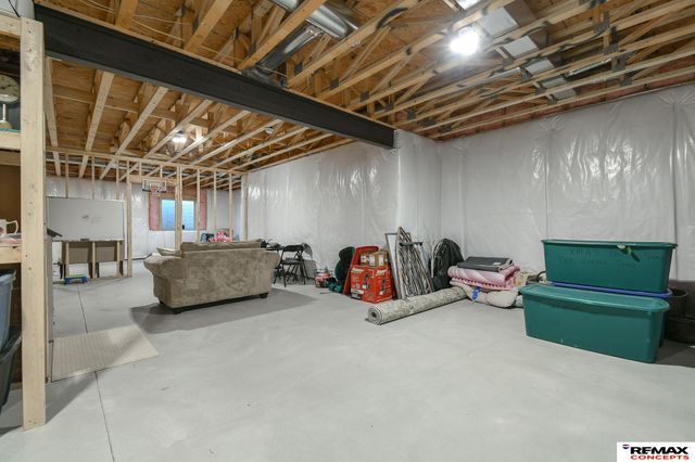 1060 W Panorama Road, Lincoln, NE 68523