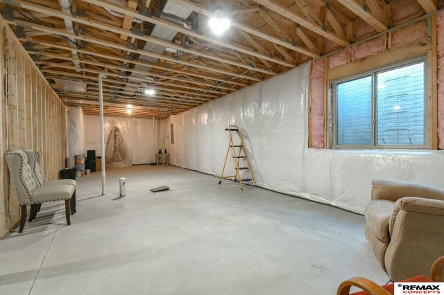 1060 W Panorama Road, Lincoln, NE 68523