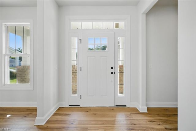 225 Ayrshire LOOP, Smithfield, VA 23430