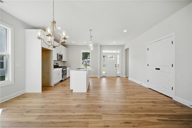 225 Ayrshire LOOP, Smithfield, VA 23430