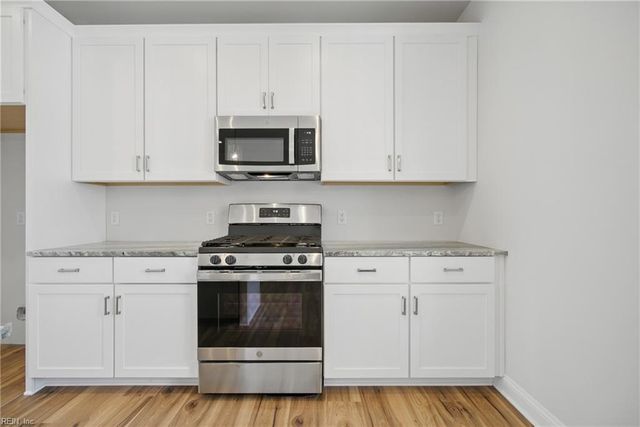 225 Ayrshire LOOP, Smithfield, VA 23430