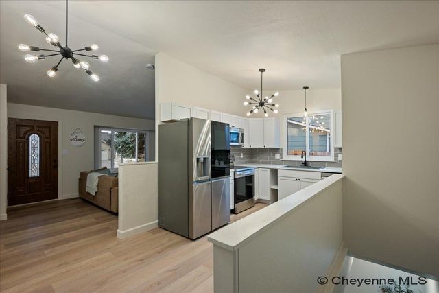 4100 ROGERS AVE, Cheyenne, WY 82009