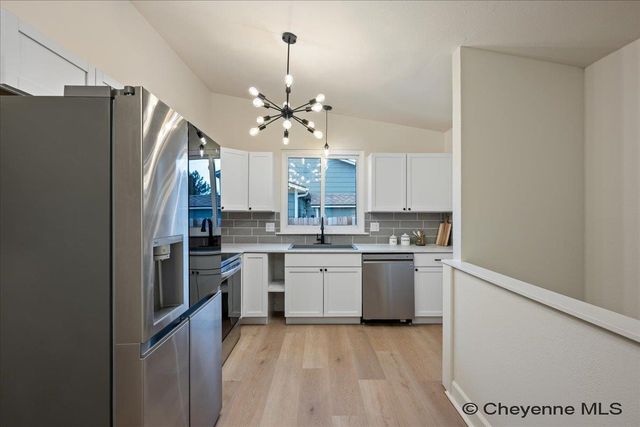 4100 ROGERS AVE, Cheyenne, WY 82009