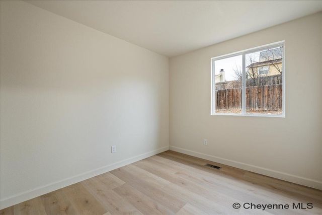 4100 ROGERS AVE, Cheyenne, WY 82009