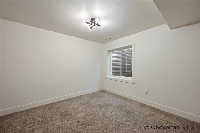 4100 ROGERS AVE, Cheyenne, WY 82009