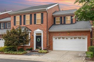 9061 Bonnie Briar Circle, Charlotte, NC 28277