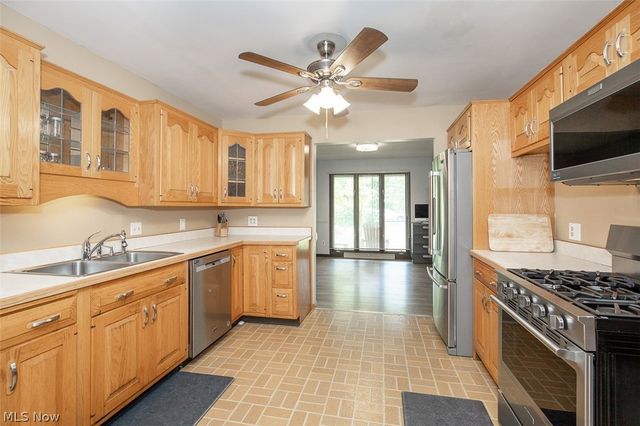 3563 Frawood Drive, Uniontown, OH 44685