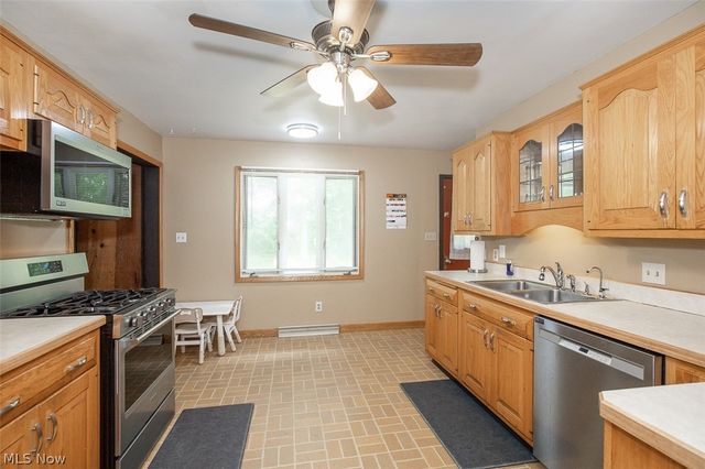 3563 Frawood Drive, Uniontown, OH 44685