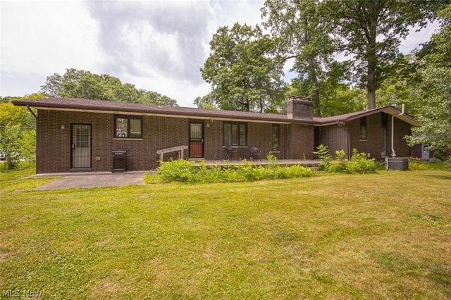 3563 Frawood Drive, Uniontown, OH 44685