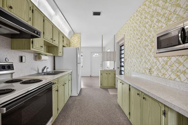 1301 NE 26th Court, Pompano Beach, FL 33064