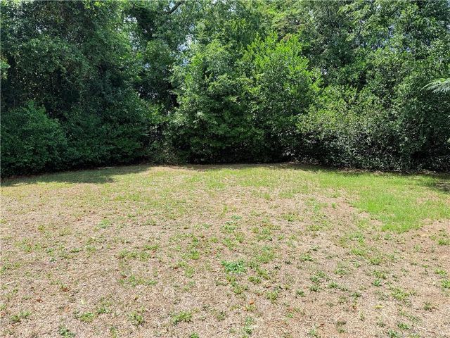 1944 Westhill Drive, Fayetteville, NC 28304