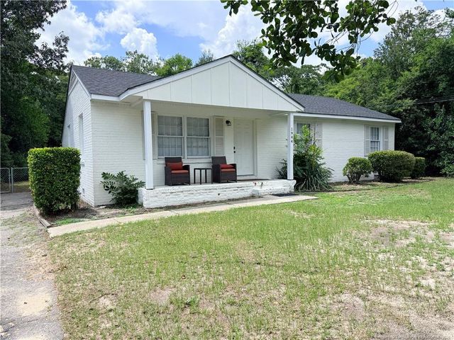1944 Westhill Drive, Fayetteville, NC 28304