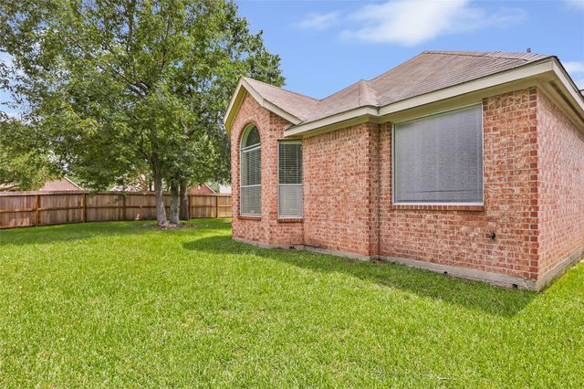 18011 Moss Park Court, Humble, TX 77346