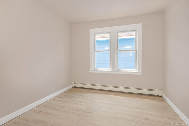 427 Taylor Avenue, Bronx, NY 10473