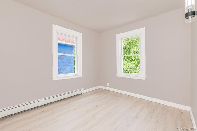 427 Taylor Avenue, Bronx, NY 10473