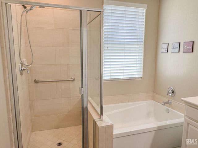 14204 Ebrington Drive, Bakersfield, CA 93311
