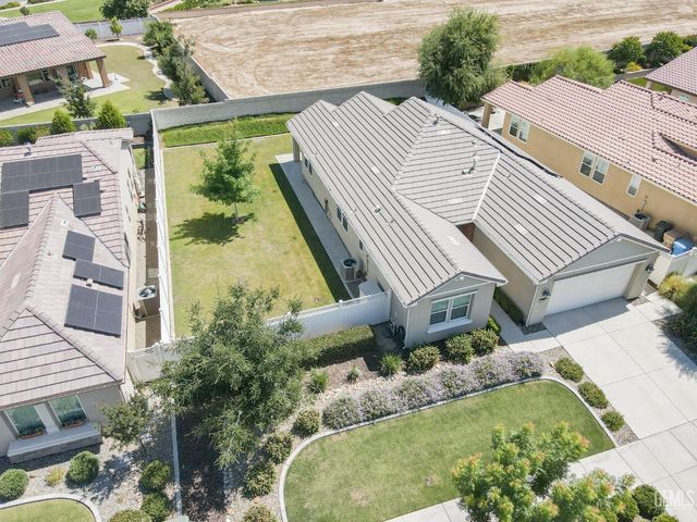14204 Ebrington Drive, Bakersfield, CA 93311