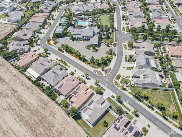 14204 Ebrington Drive, Bakersfield, CA 93311
