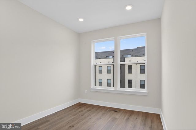 2710 LIGHT ST, Baltimore, MD 21230