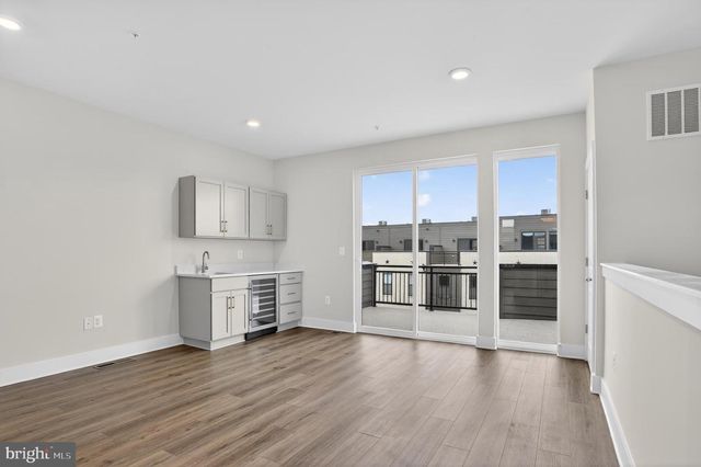 2710 LIGHT ST, Baltimore, MD 21230