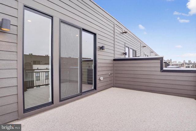 2710 LIGHT ST, Baltimore, MD 21230